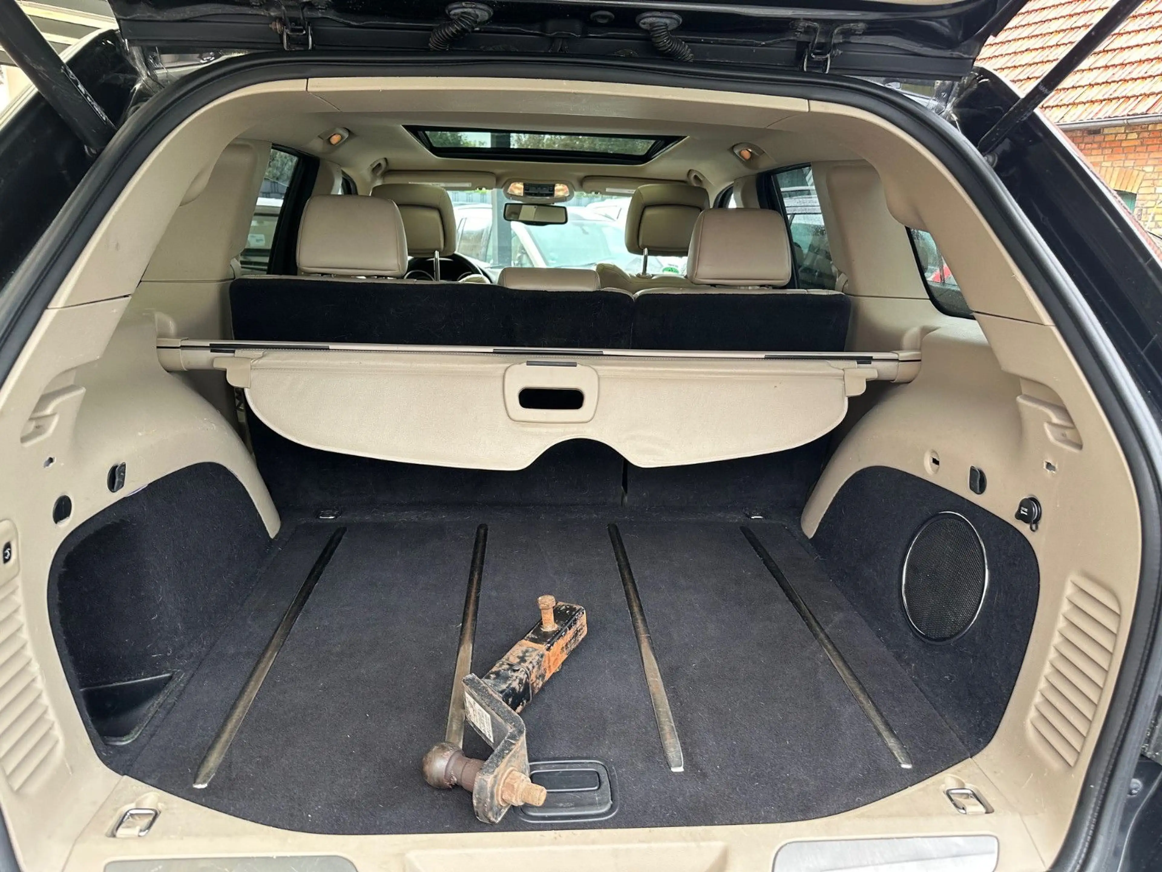 Jeep Grand Cherokee 5.7 V8 HEMI+LPG Gas+Voll+Panorama — photo 9