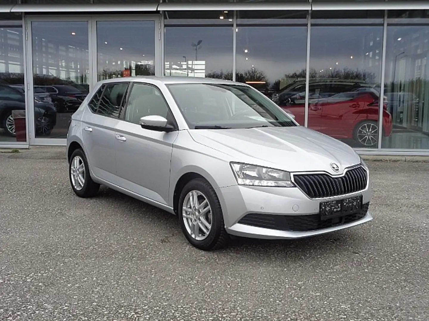 Skoda Fabia Clever 1,0 TSi *Navi *Alu *PDC Silber - 2