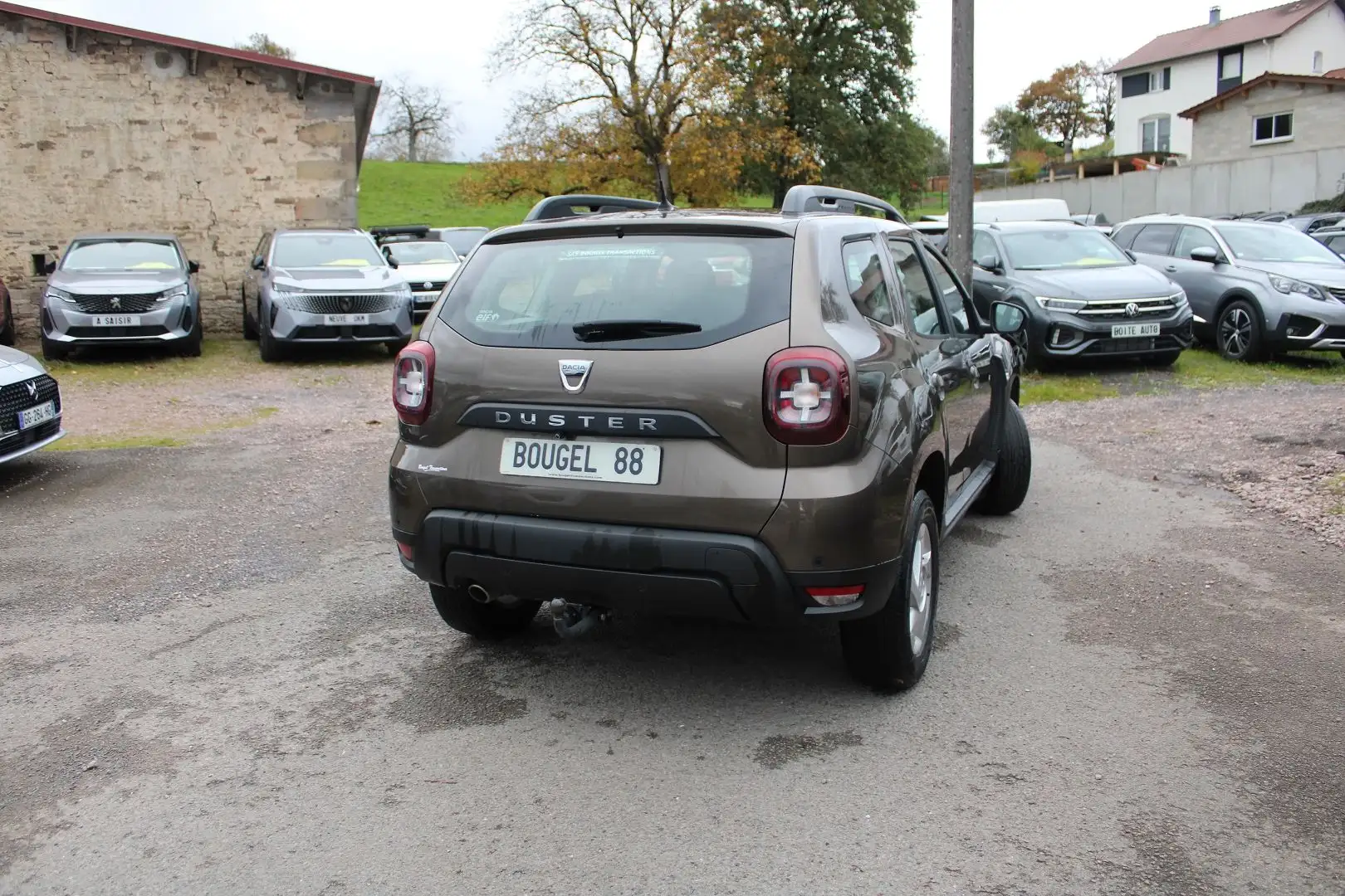 Dacia Duster CONFORT LUXE 1L5 DCI 90 CV BOITE 6V BLUETOOTH RÉGULATEUR CAMÉRA GPS USB ATTELAGE - 2