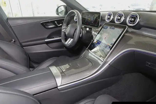 Mercedes-Benz C-Class view 8