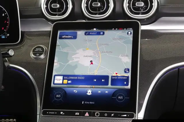Mercedes-Benz C-Class view 11
