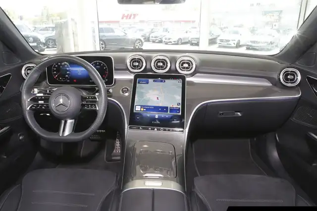 Mercedes-Benz C-Class view 10