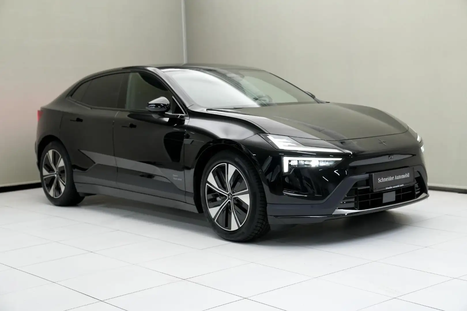 Polestar 4 Coupe Long range Dual motor - Plus Grau - 2
