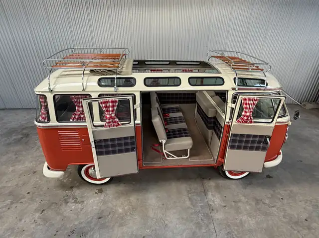 Volkswagen T1 Kombi Samba Style 23 Window Safari Windows
