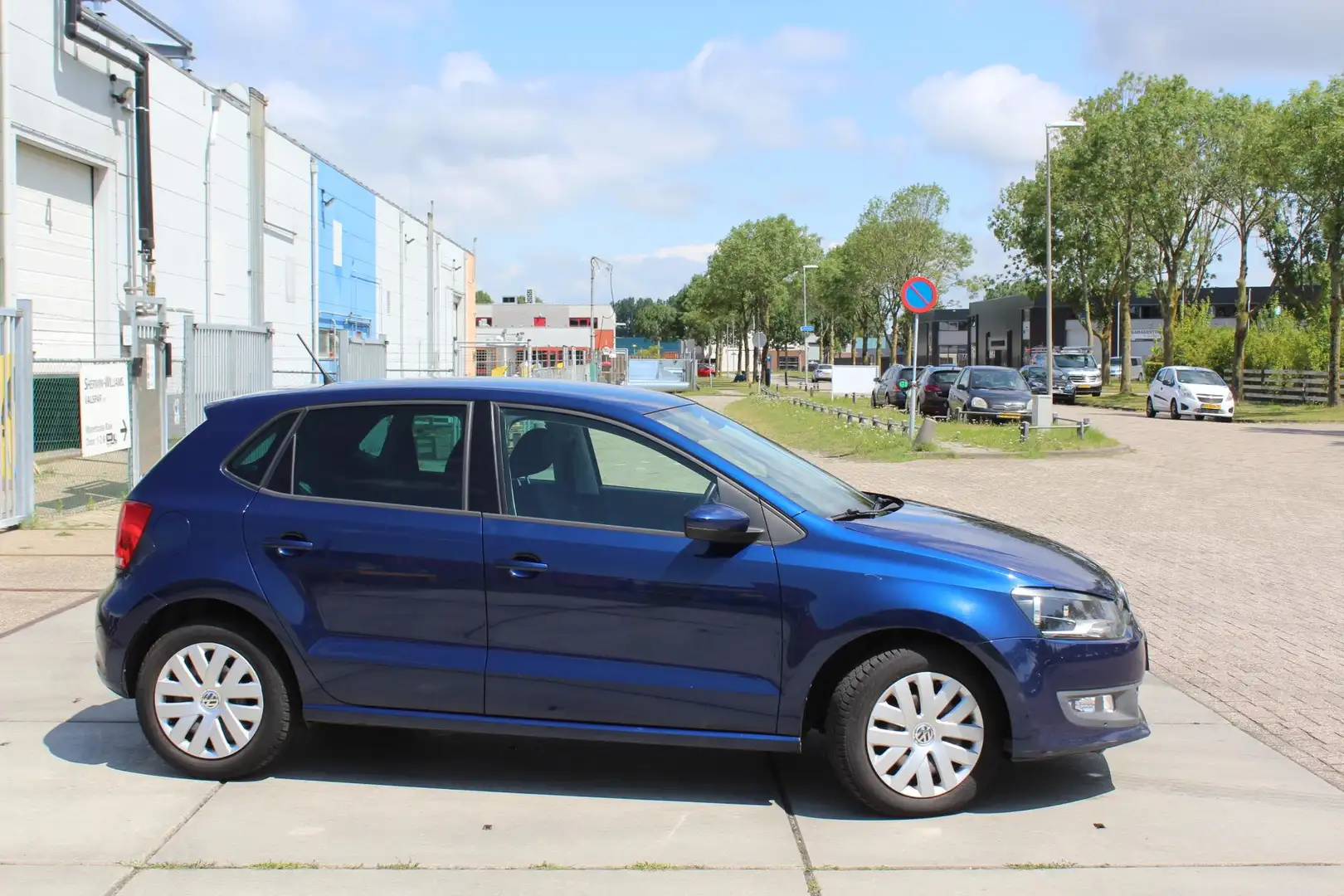 Volkswagen Polo 1.2 TSI Comfortline 6 bak 5drs clima verwarmbare s Blauw - 2
