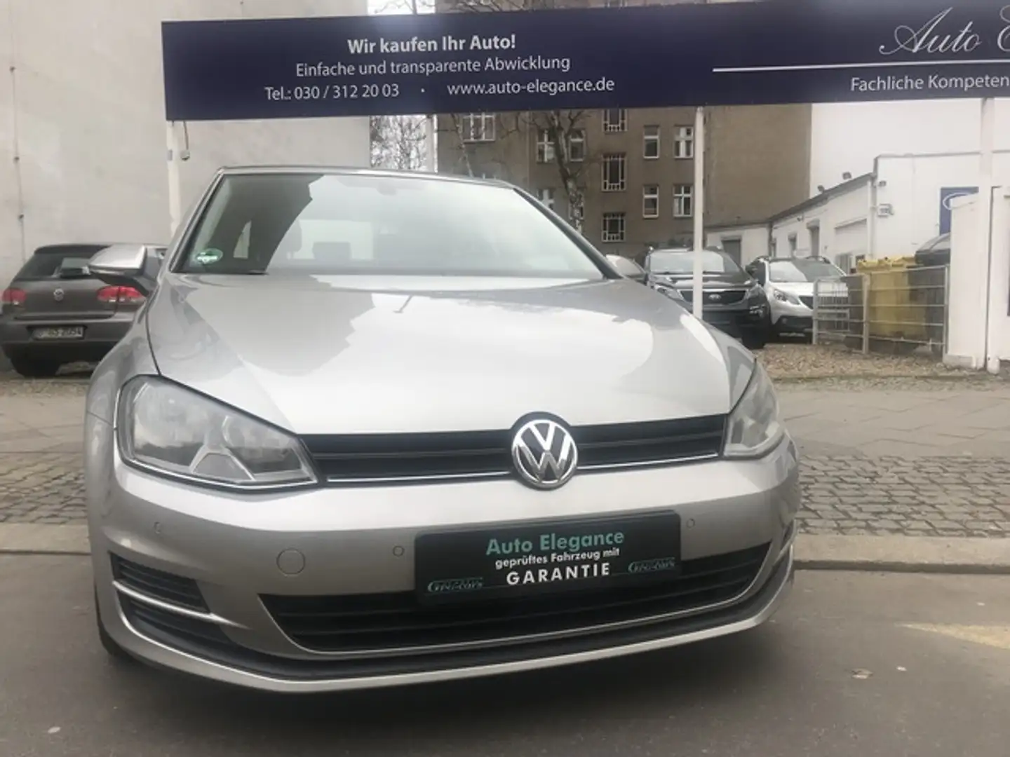 Volkswagen Golf 1.2 VII TSI 63kW BMT Comfortline,Klimaaut, 2.GARAN Silber - 1