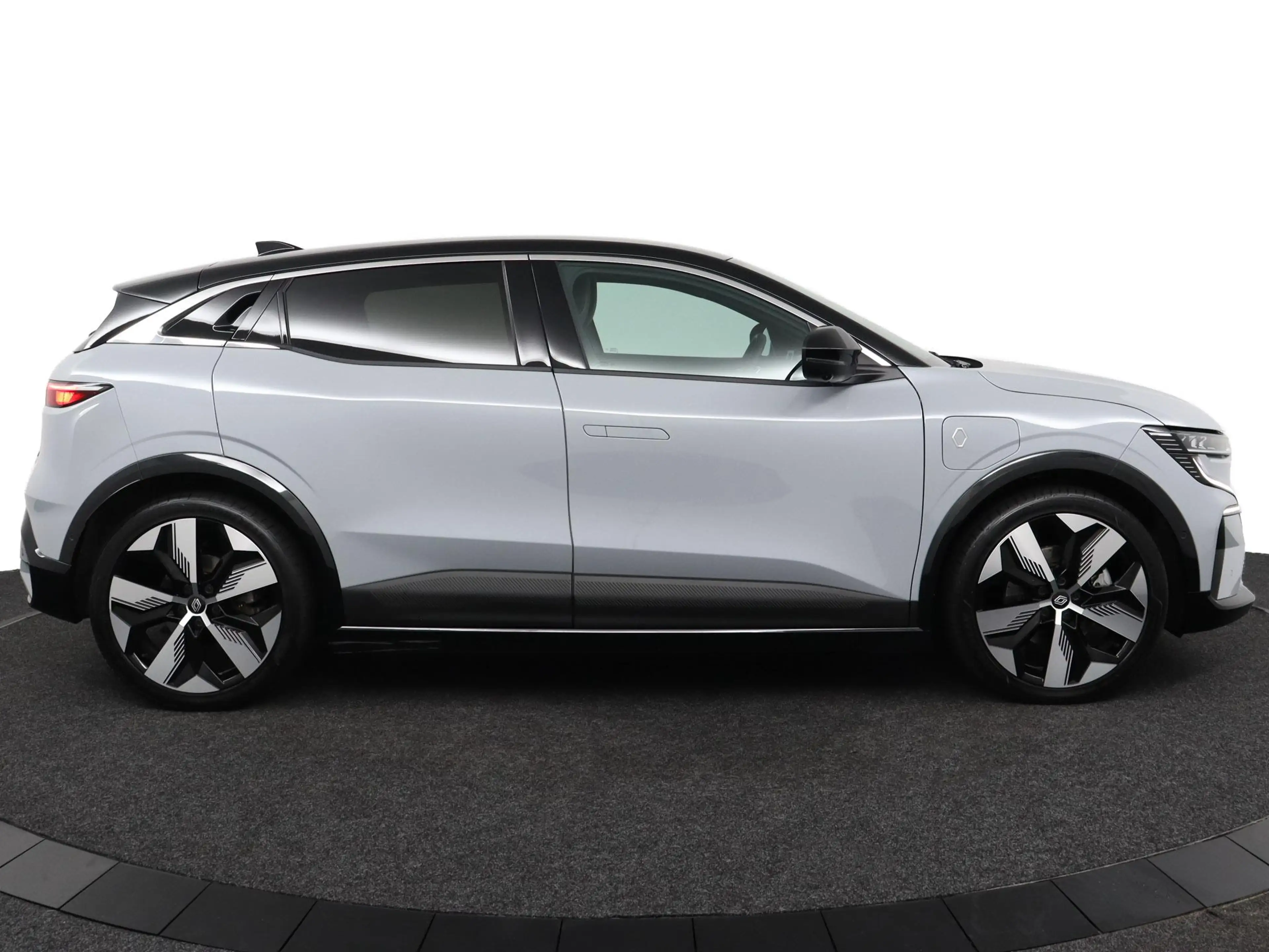 Renault Megane E-Tech techno 220 pk comfort range | Harman Kardon | Warm — photo 6