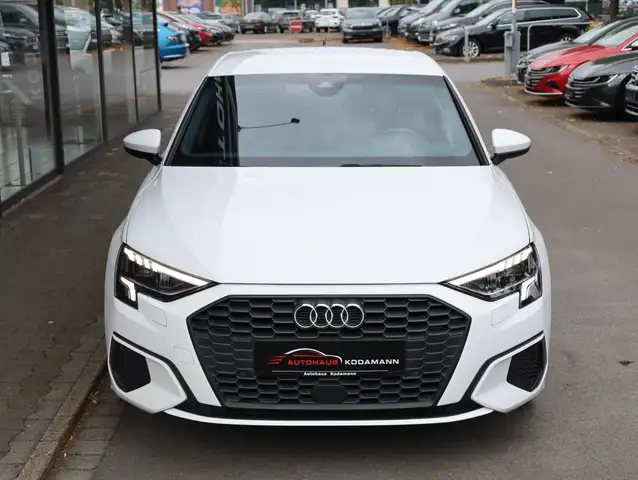 Audi A3 view 3