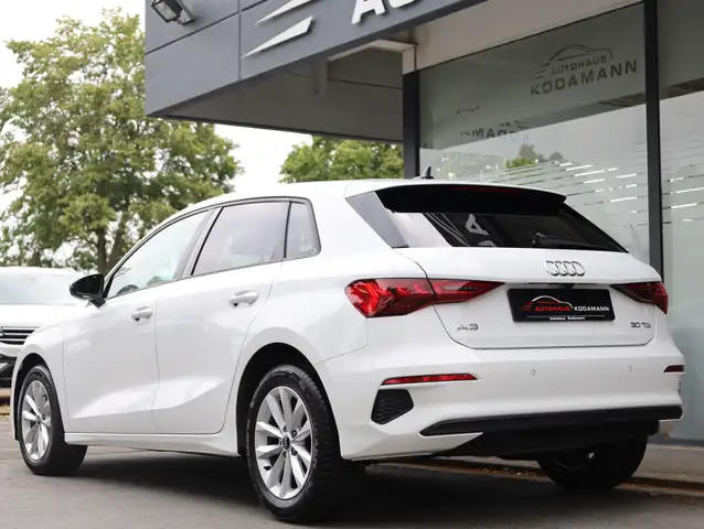 Audi A3 view 8