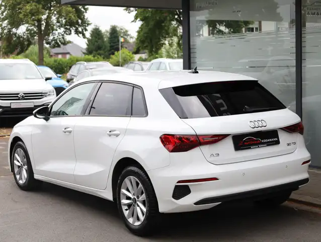 Audi A3 view 7