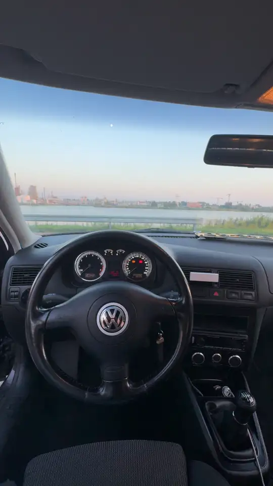 Volkswagen Golf 1.8-5V Turbo GTI, foto 11