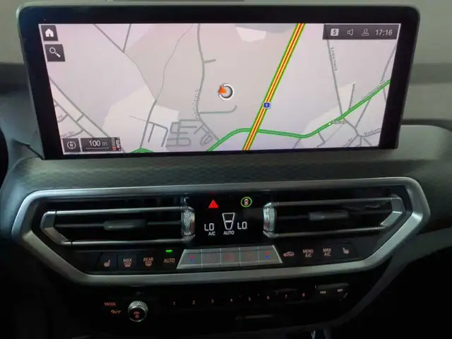 BMW X3 view 17