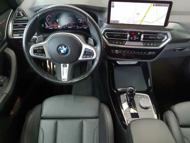 BMW X3 view 5