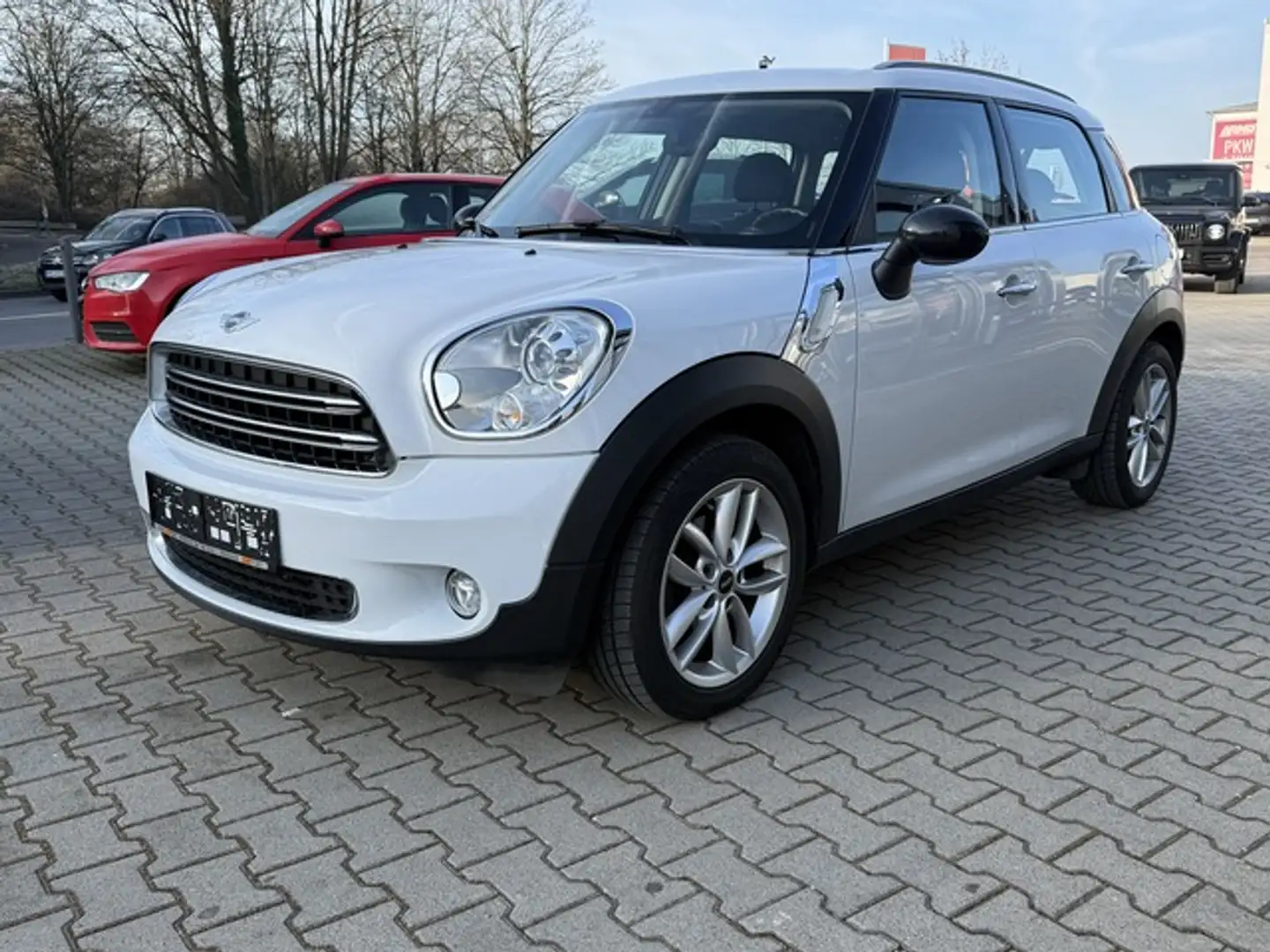 MINI Countryman C One Blanc - 2