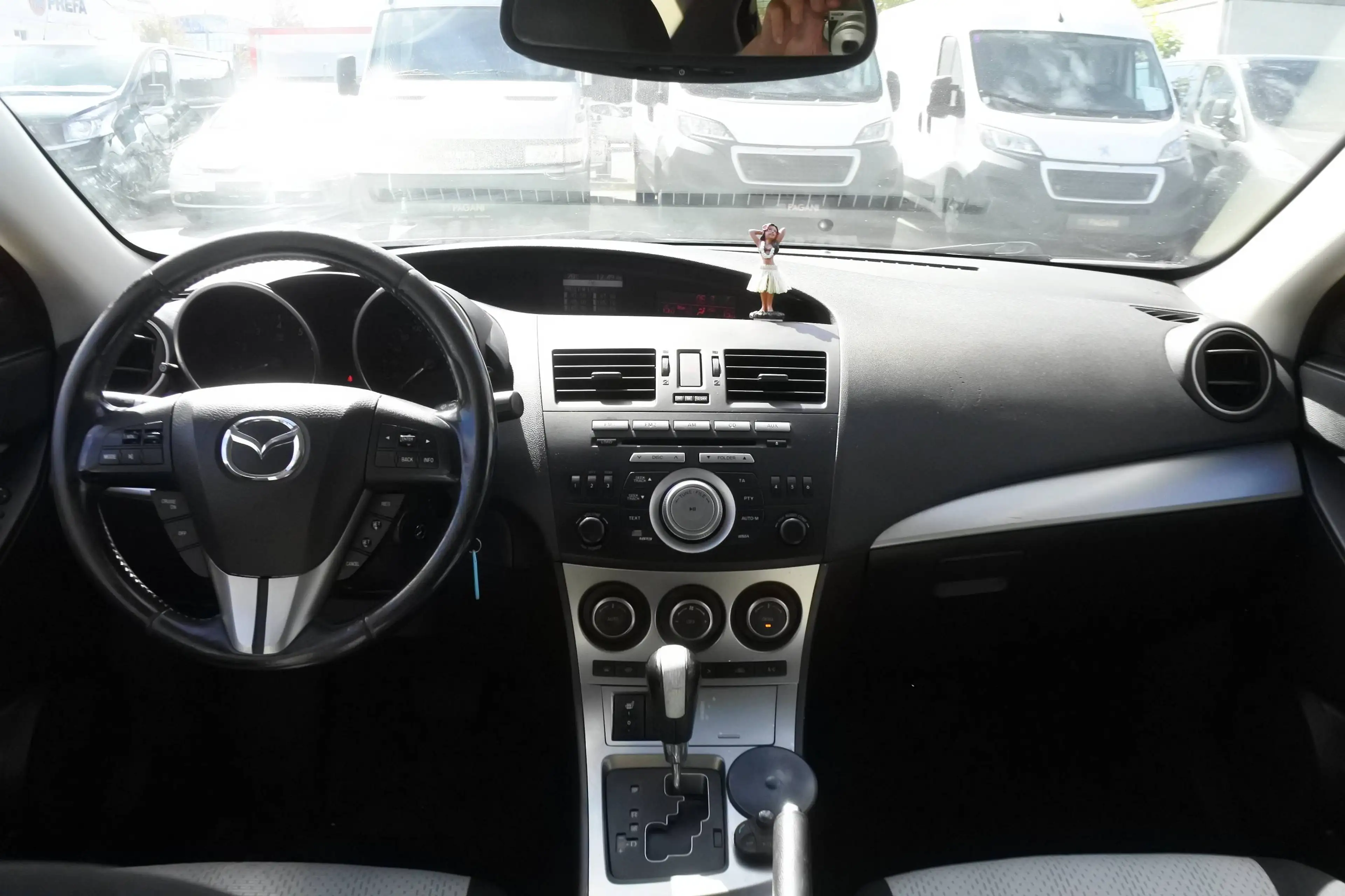 Mazda 3 2.0 Automatik/ PICKERL 11/2027 — photo 11