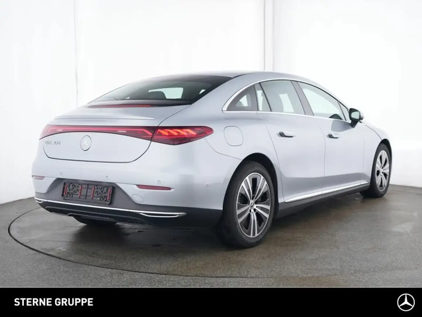 Mercedes-Benz EQE 300 EQE 300 HUD Distr eSitz 360°Kam Ambi 19" DigitLi Argent - 2