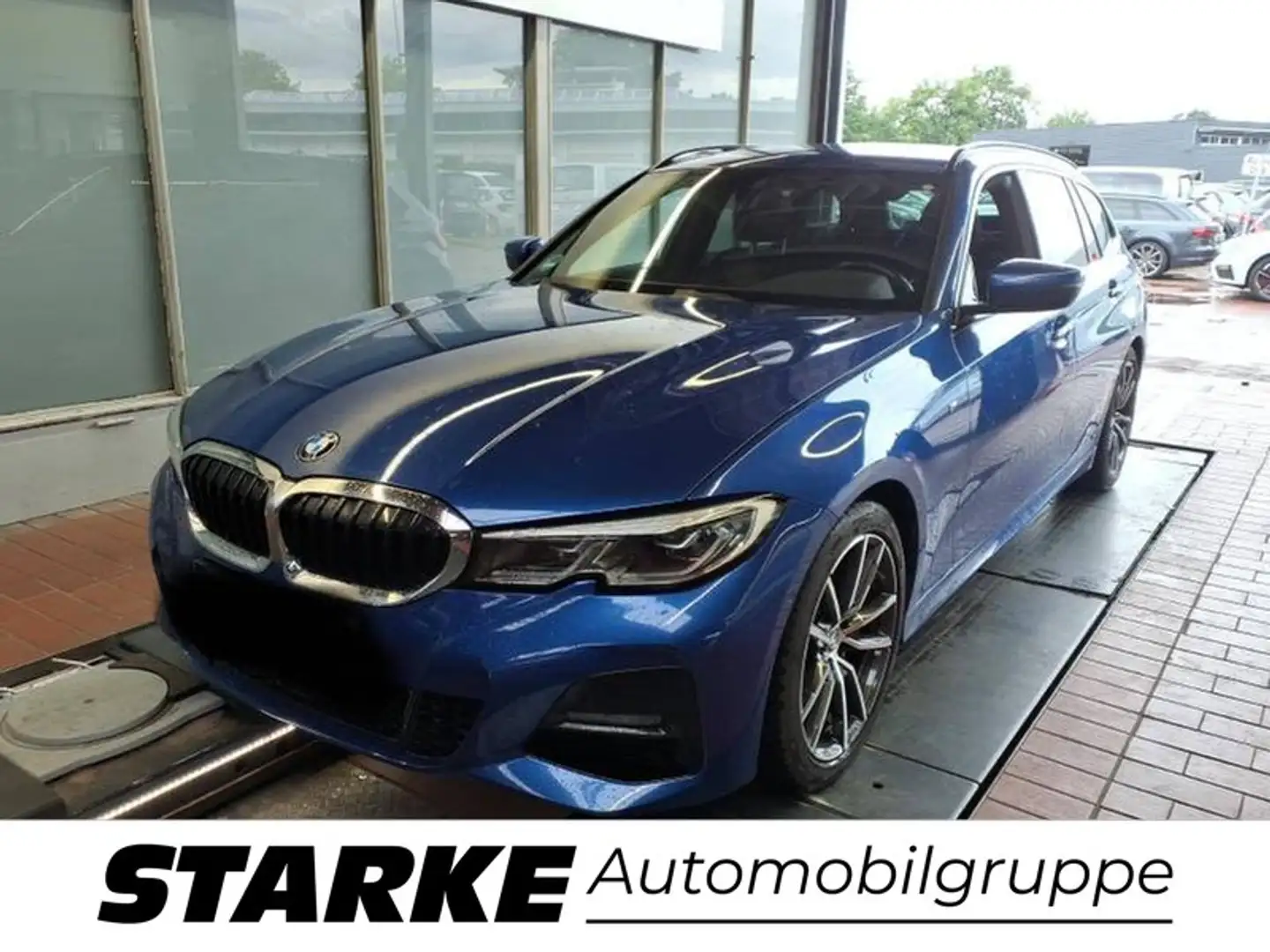 BMW 320 d Touring M Sport Blau - 1