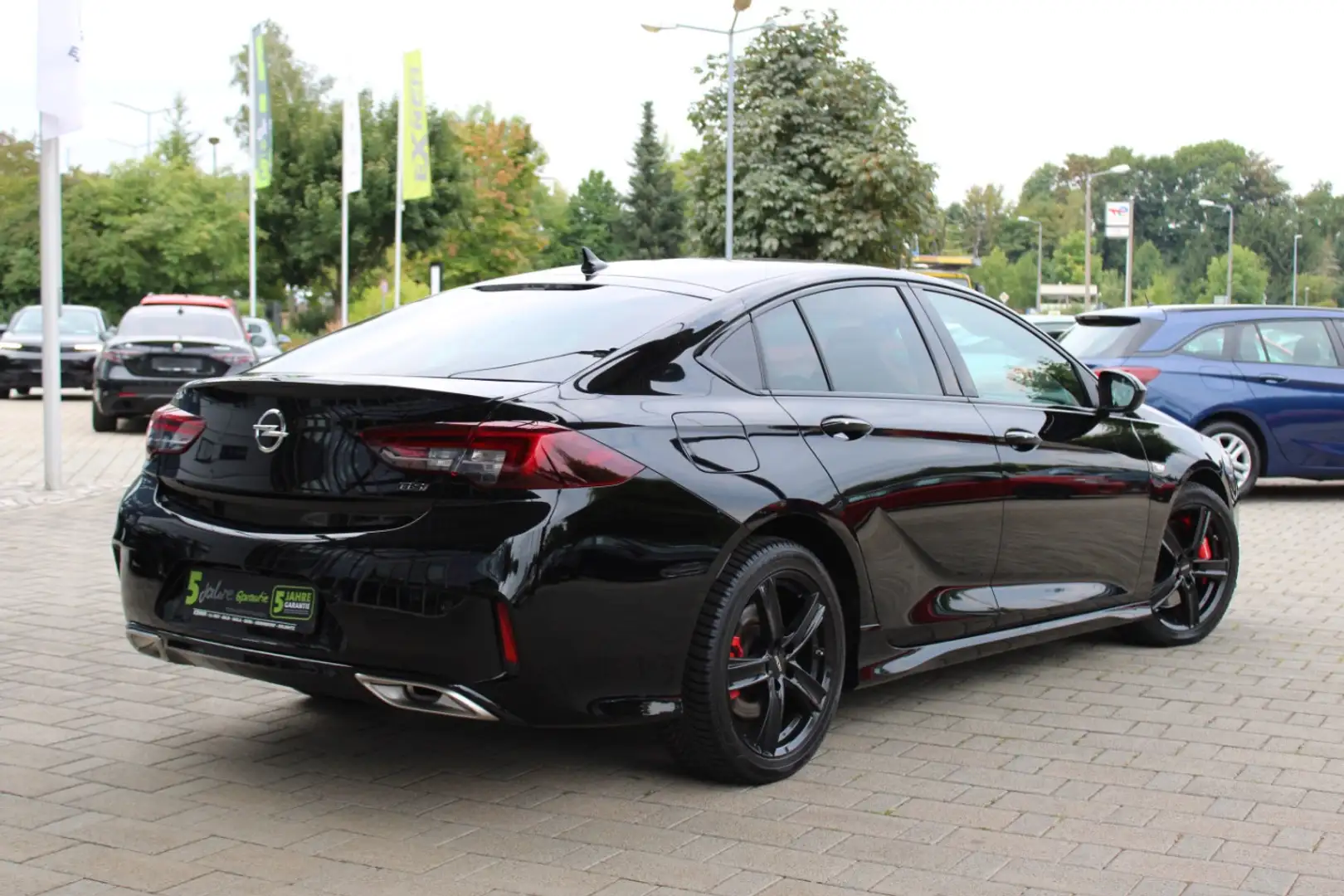 Opel Insignia B Gandsport 2.0 SHT 4x4 GSi ACC+LED+LM Schwarz - 2