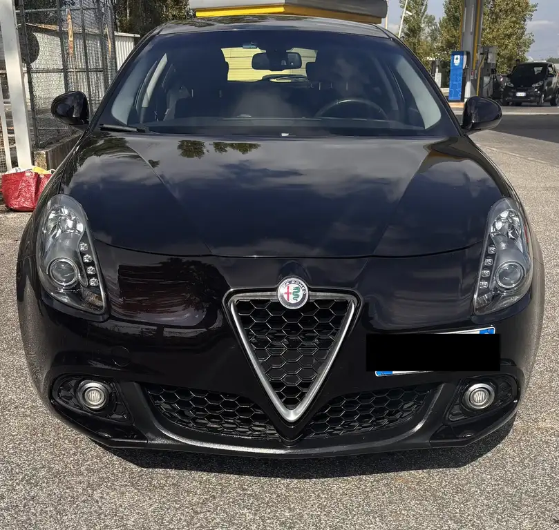Alfa Romeo Giulietta 2016 из Европы — купить под ключ