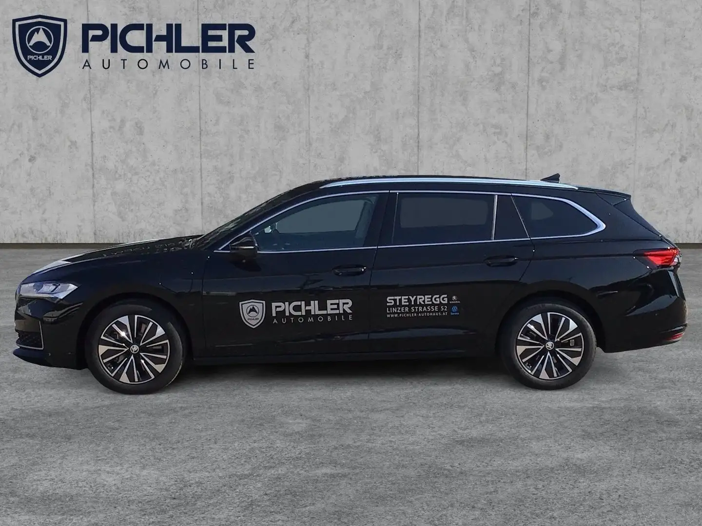 Skoda Superb Selection iV TSI DSG Schwarz - 2