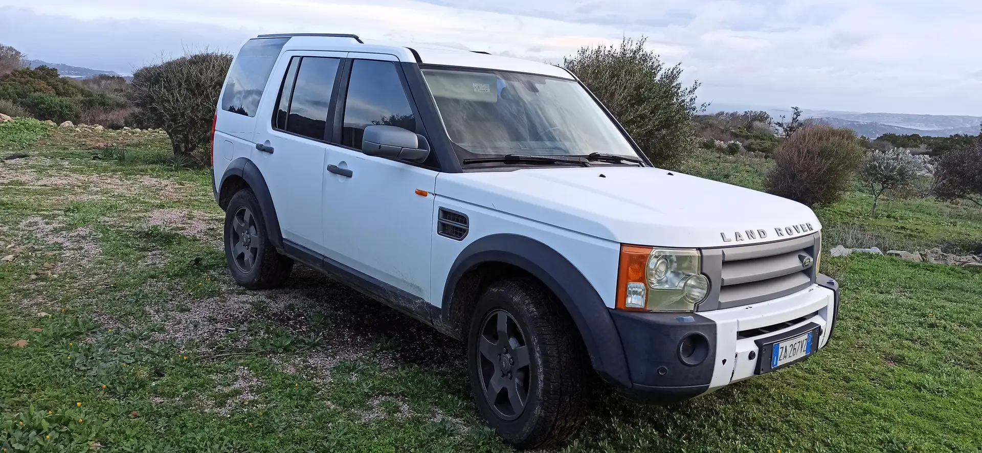 Land Rover Discovery 2.7 diesel automatica bijela - 1