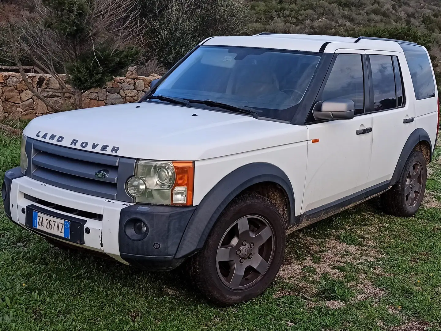 Land Rover Discovery 2.7 diesel automatica Beyaz - 2