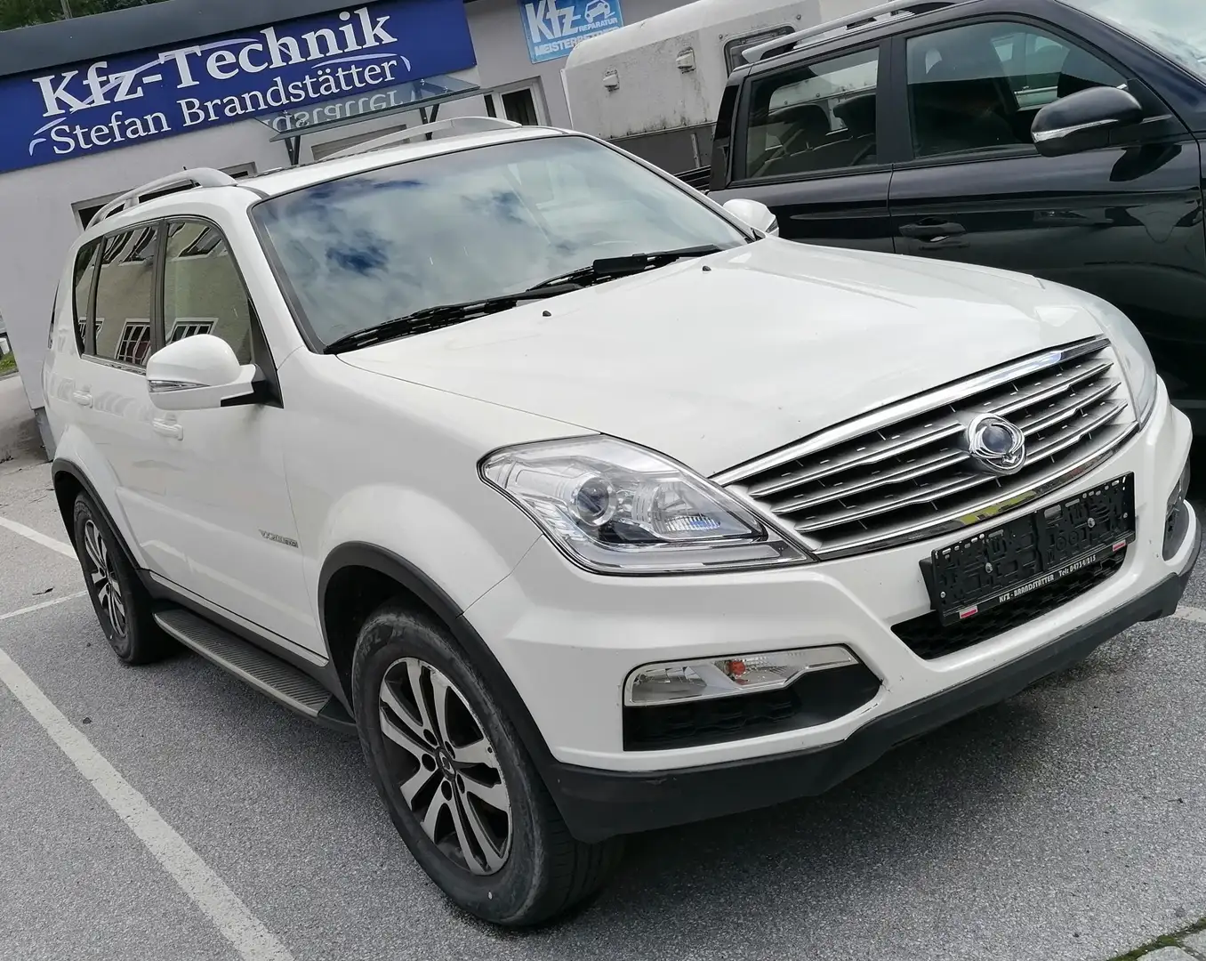 SsangYong Rexton 2,0 TD 7-Sitz Blanco - 1