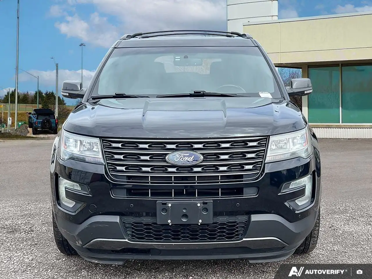 Ford Explorer photo Ford Explorer