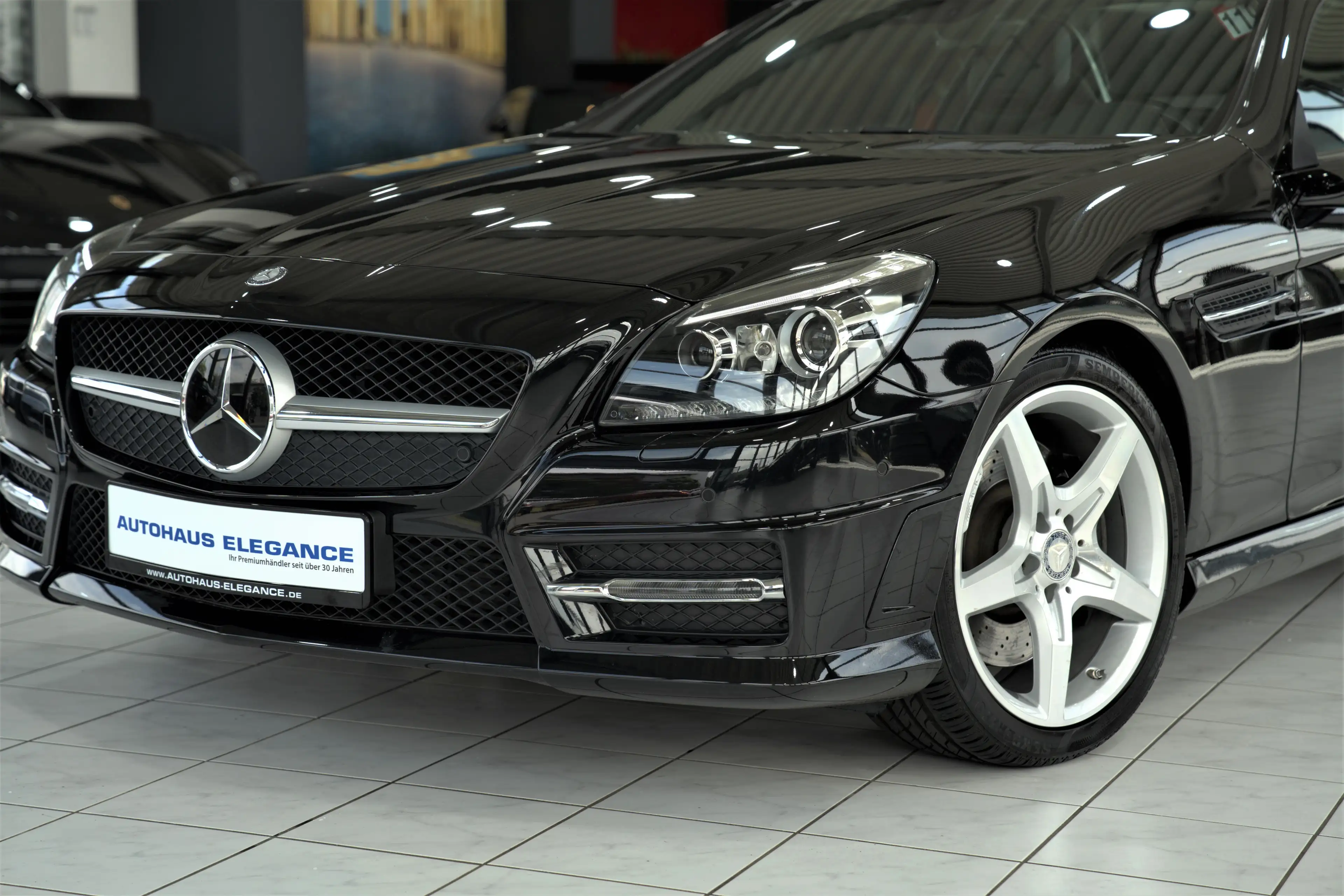Mercedes-Benz SLK 250 Roadster*AMG-LINE*MAGIC-SKY*EXKL-LEDER* — photo 3
