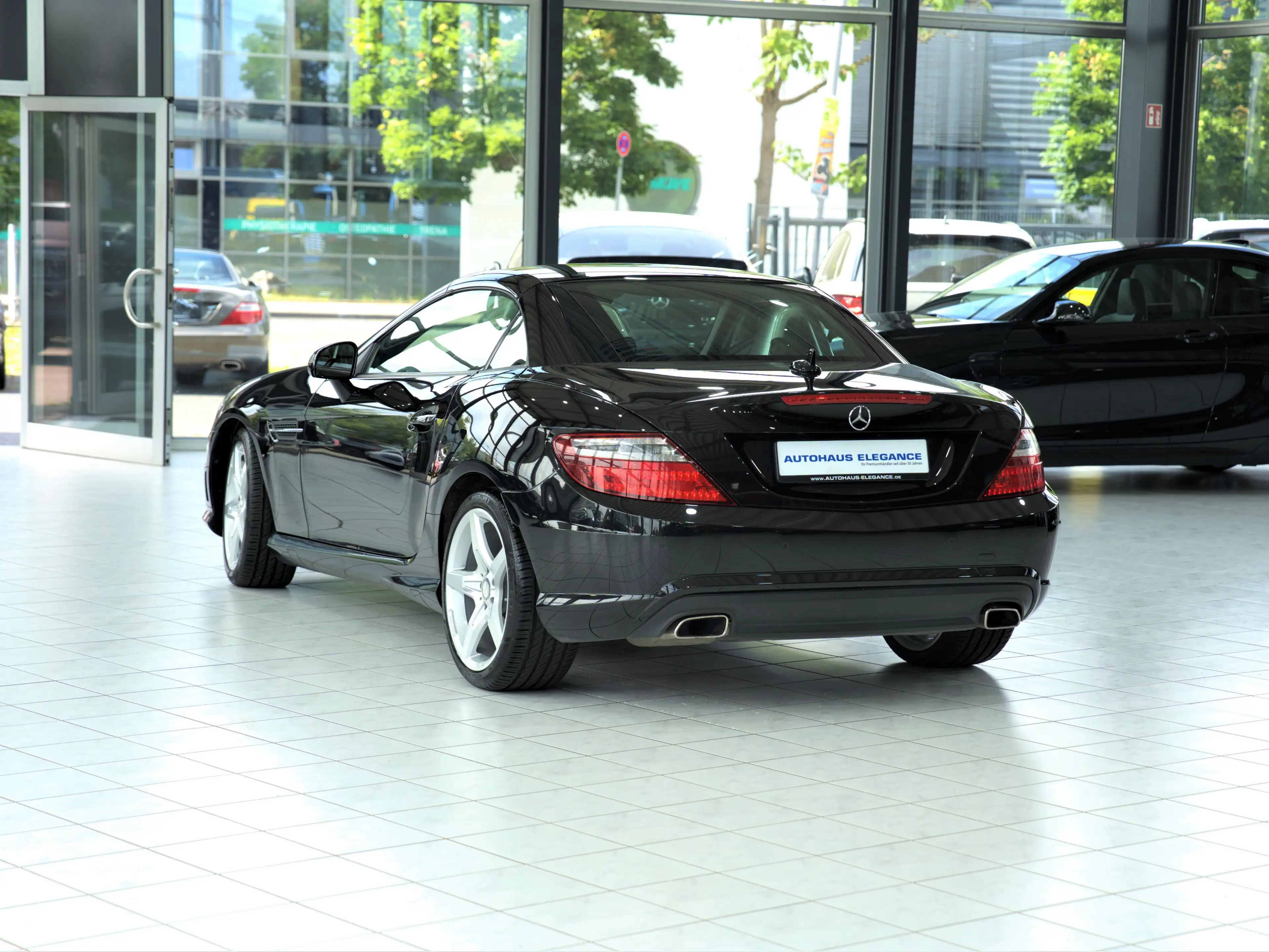 Mercedes-Benz SLK 250 Roadster*AMG-LINE*MAGIC-SKY*EXKL-LEDER* — photo 9