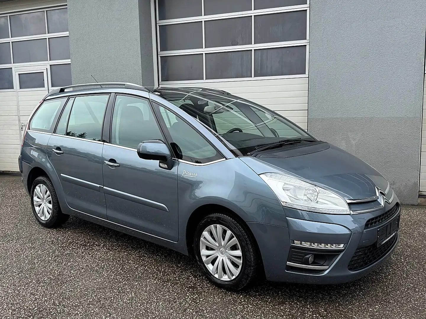 Citroen Grand C4 Picasso 1,6 HDi Exclusive Aut. *7-SITZER* Blau - 2