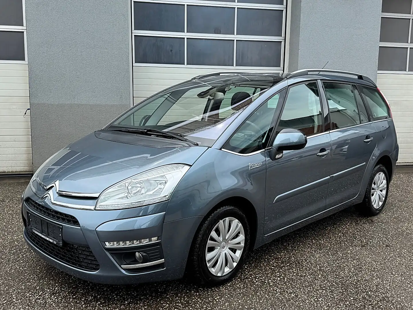 Citroen Grand C4 Picasso 1,6 HDi Exclusive Aut. *7-SITZER* Blau - 1