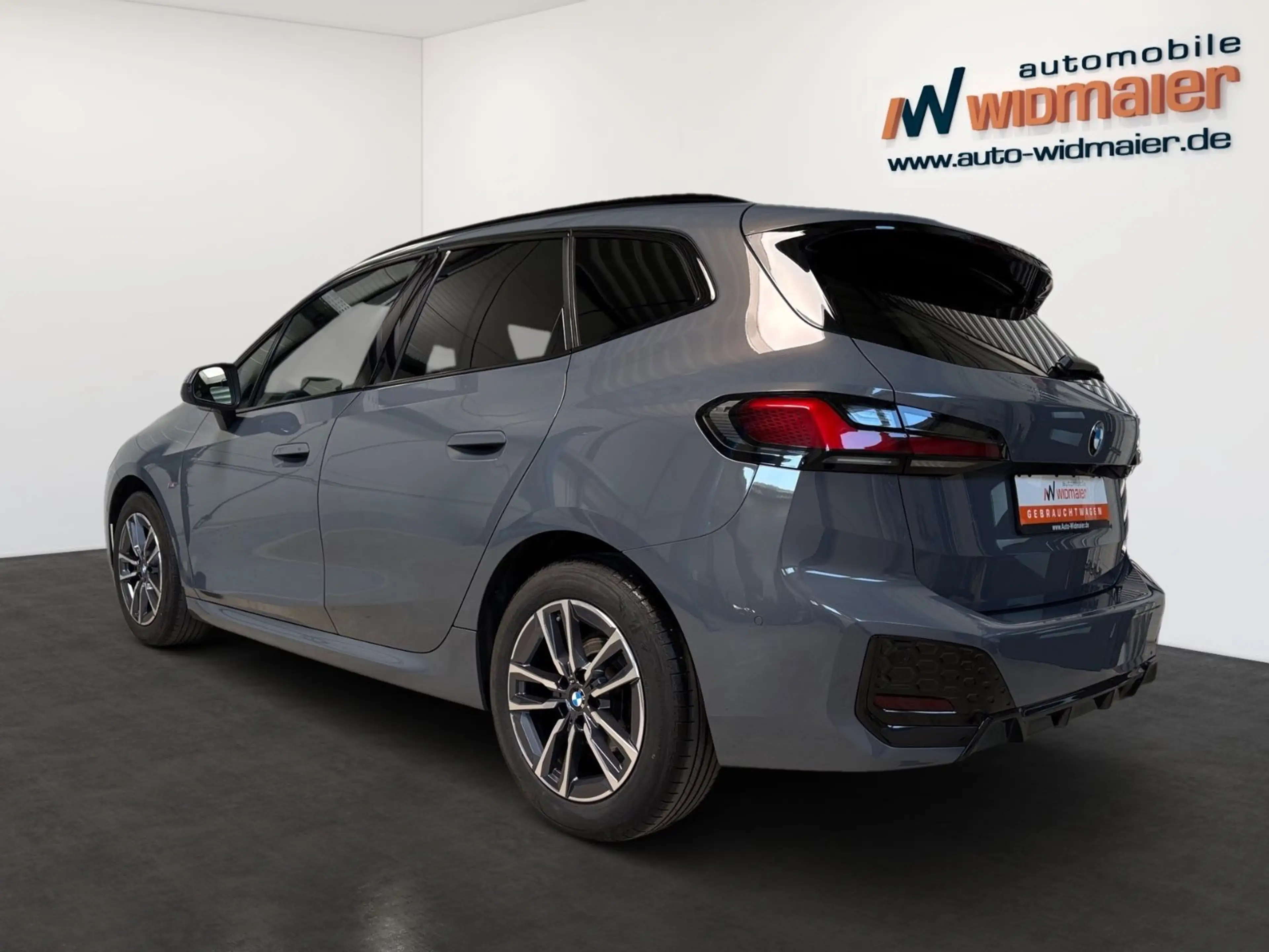 BMW 218 M Sport--ACC/Travel/Pano/Head — photo 5