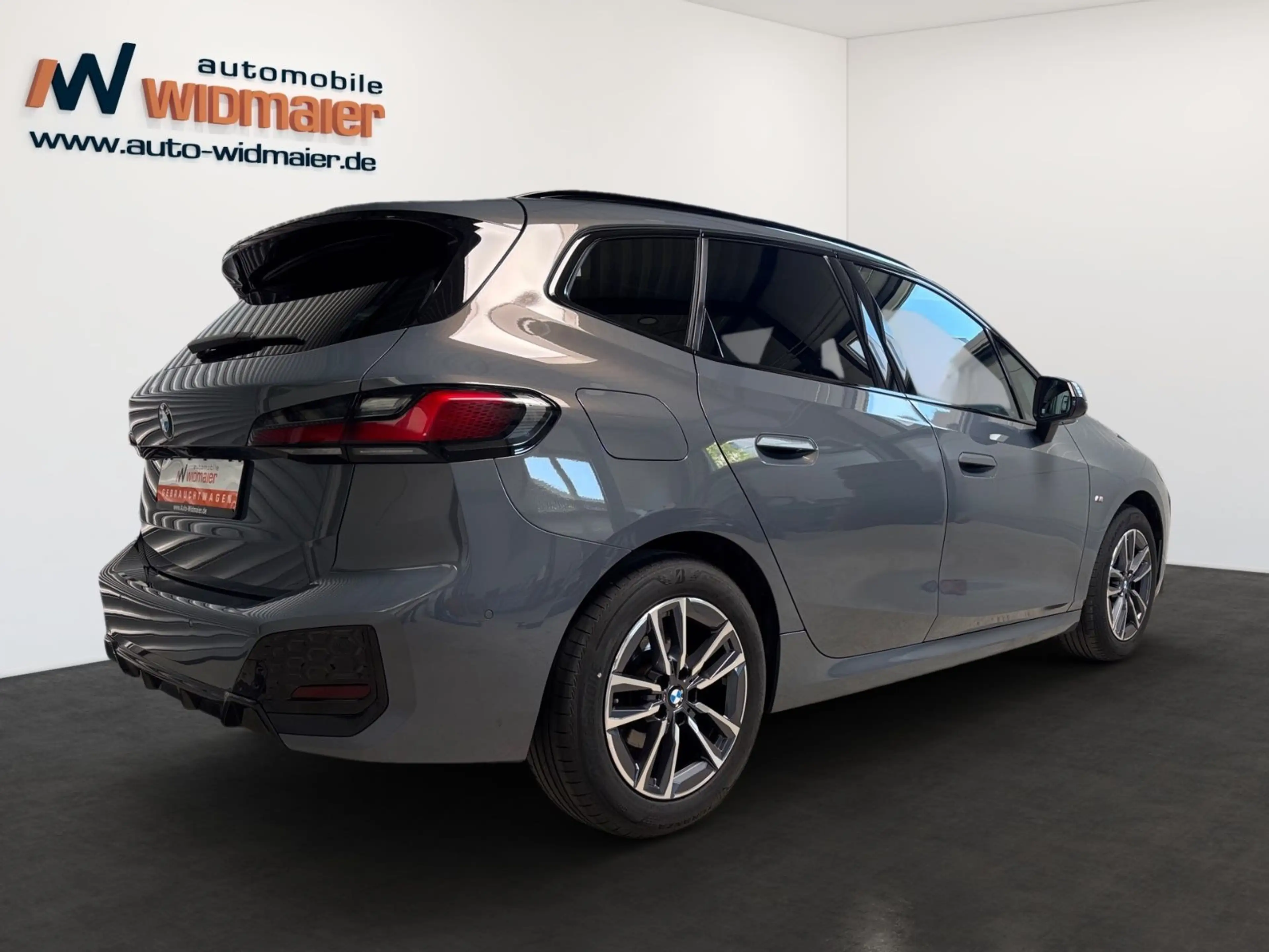 BMW 218 M Sport--ACC/Travel/Pano/Head — photo 4