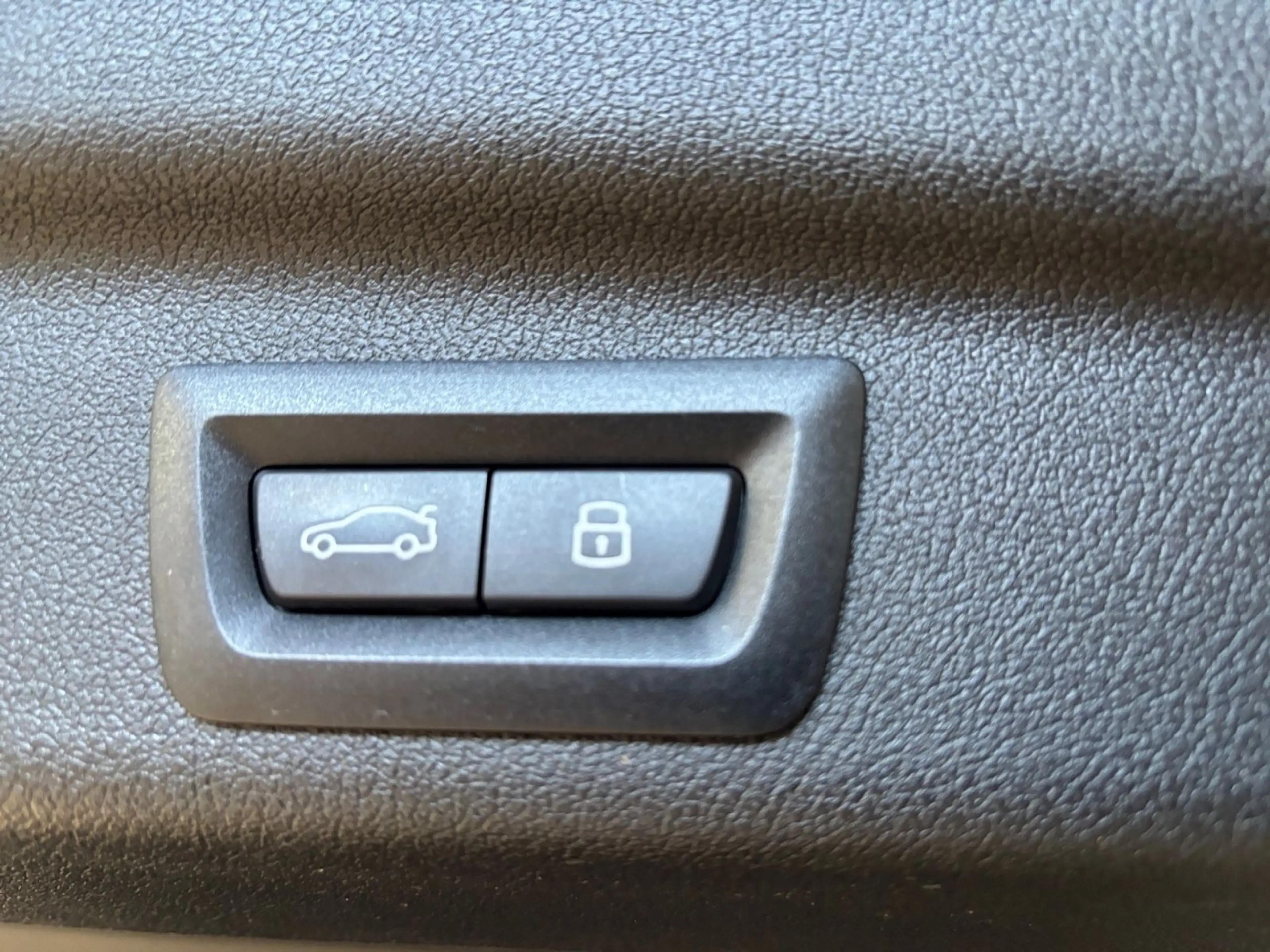 BMW 218 M Sport--ACC/Travel/Pano/Head — photo 11