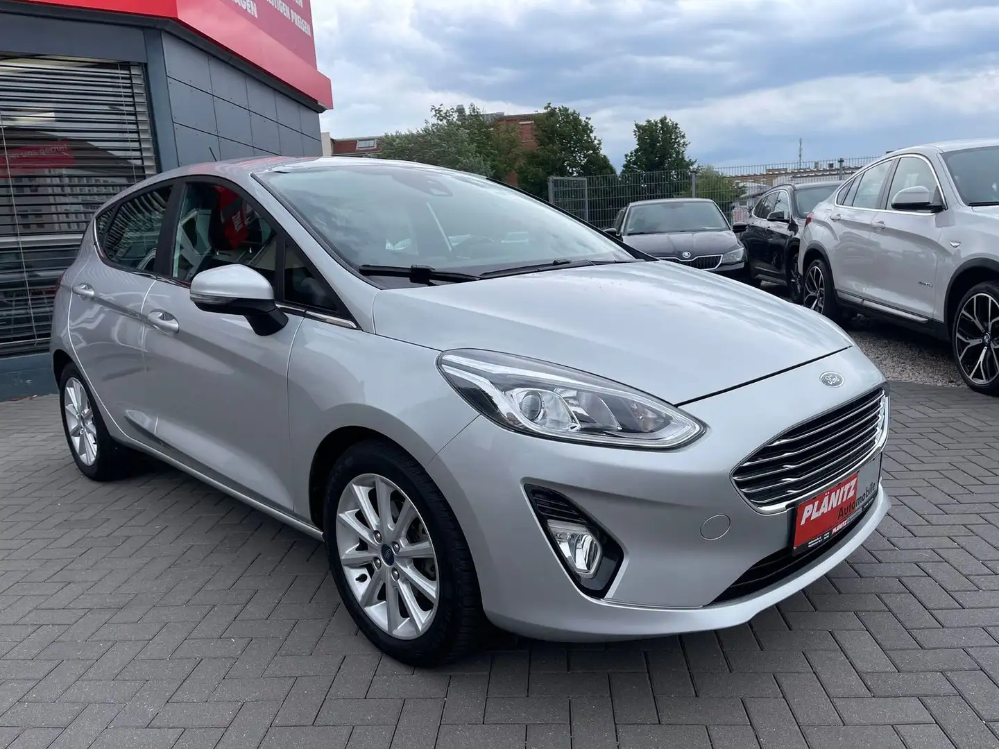 Ford Fiesta Titanium/Scheckheft/Spurhalteassistent Silber - 1