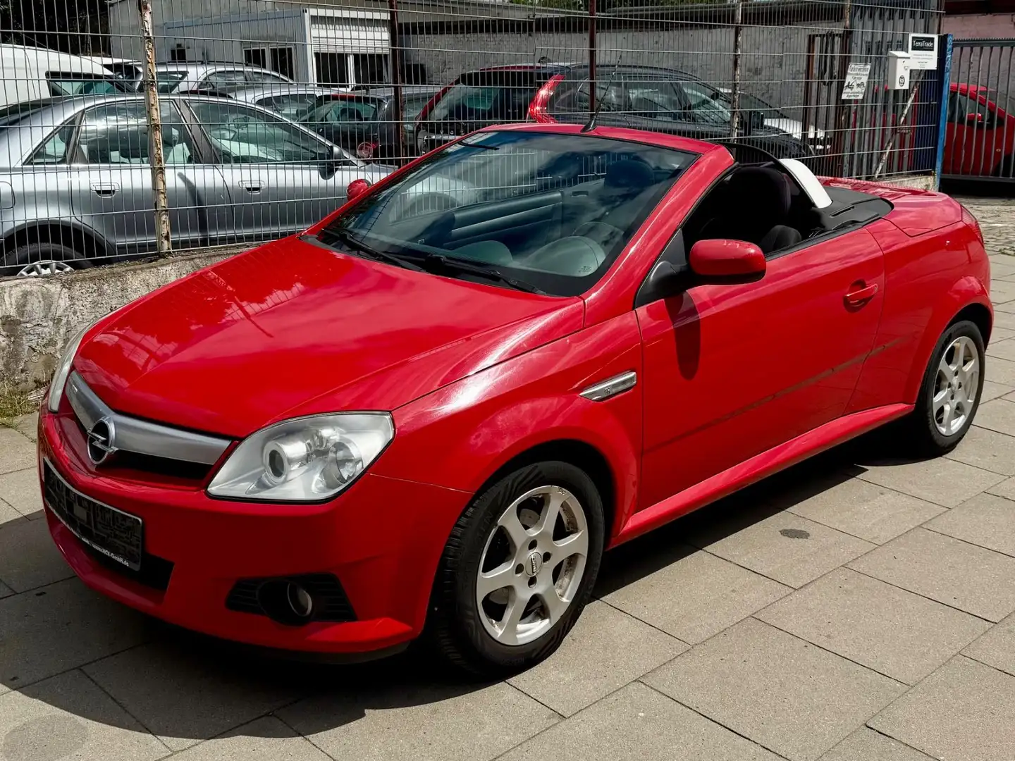 Opel Tigra Twin Top Enjoy TÜV 04.26 Rot - 1