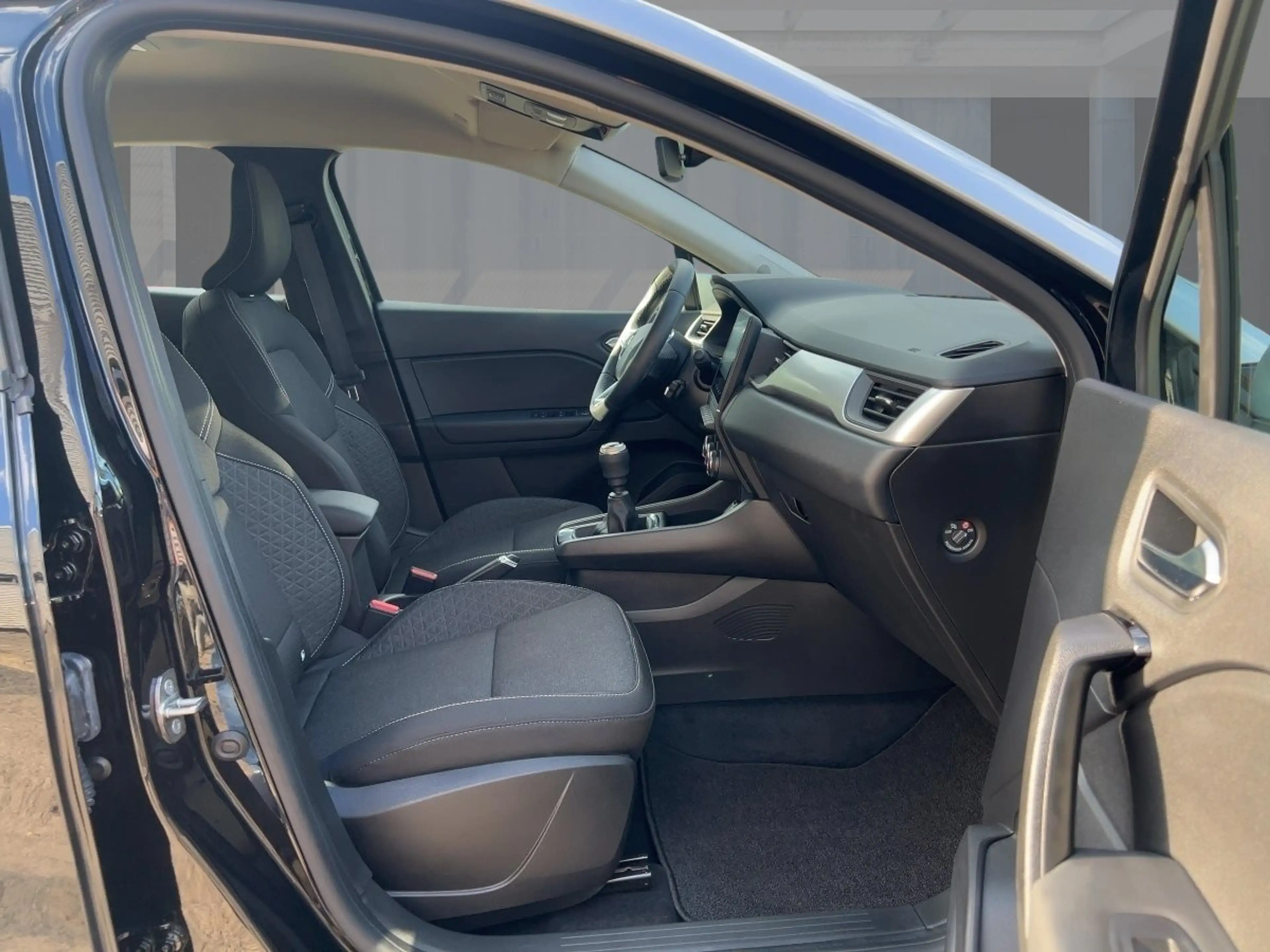 Renault Captur 1.3 TCe 140 Evolution — photo 8