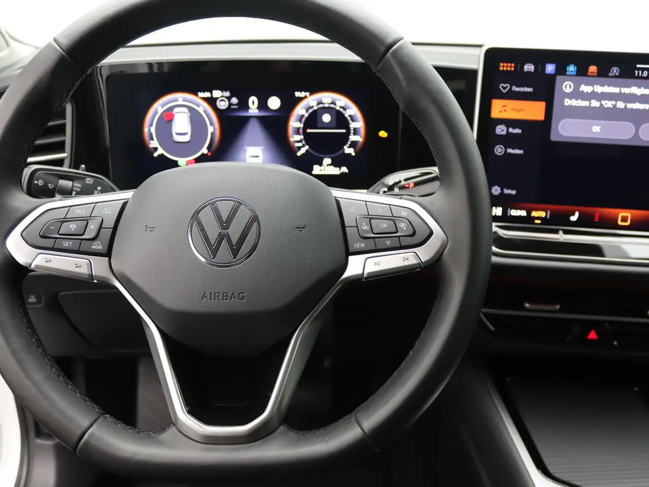 Volkswagen Passat Variant Elegance 2.0TDI DSG / Matrix, AHK 12