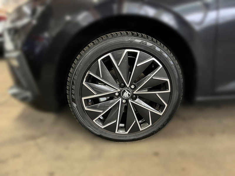 Skoda Scala Selection TOUR 1,0 TSI DSG *Navi*RFK*LED* — photo 8
