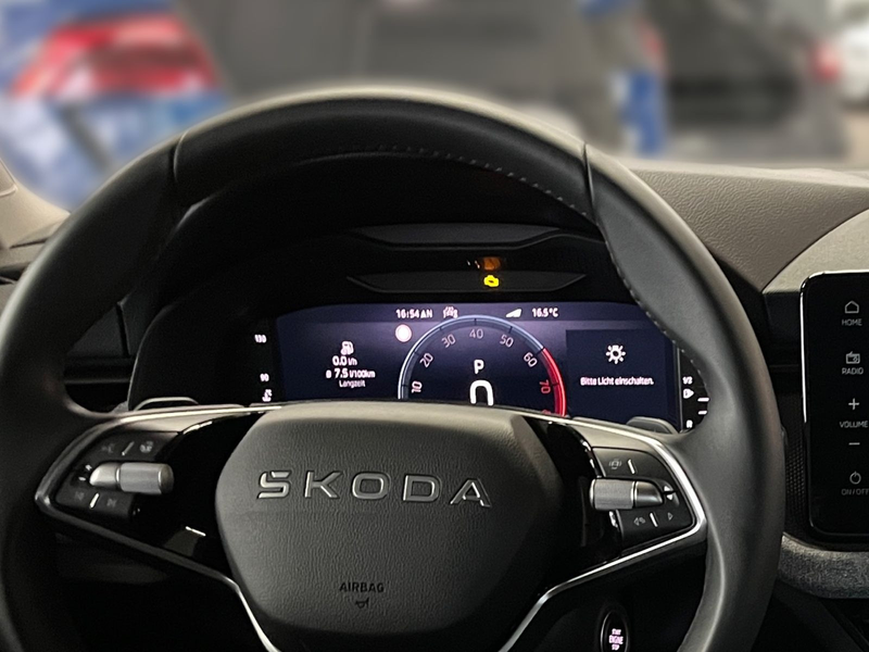 Skoda Scala Selection TOUR 1,0 TSI DSG *Navi*RFK*LED* — photo 11