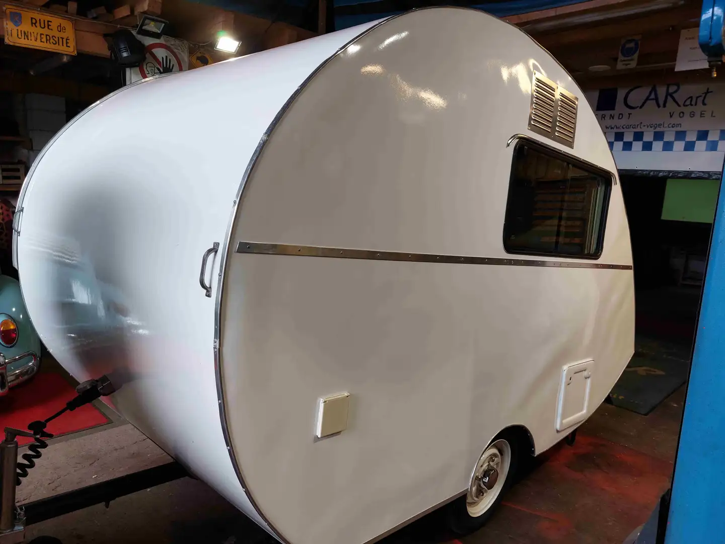 Oldtimer Sonstige Würdig 301 Dübener Ei DDR Wohnwagen Weiß - 2