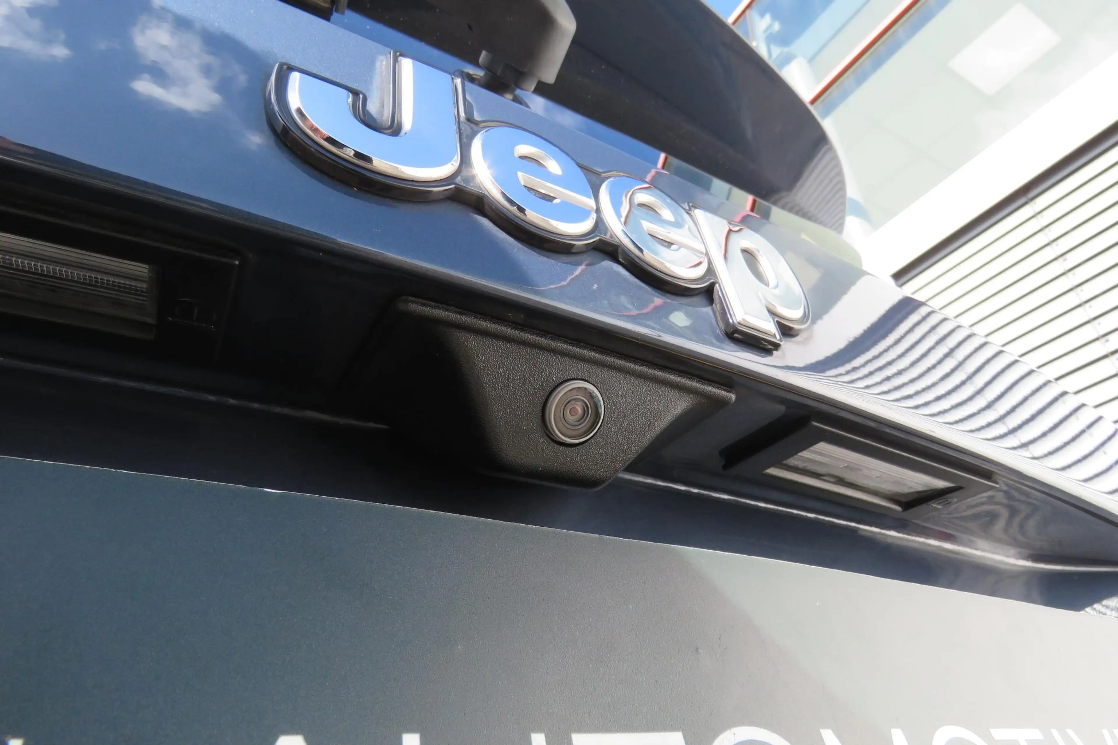 Jeep Renegade 1.3T DDCT Limited | Achteruitrijcamera | Schuif/Ka — photo 9