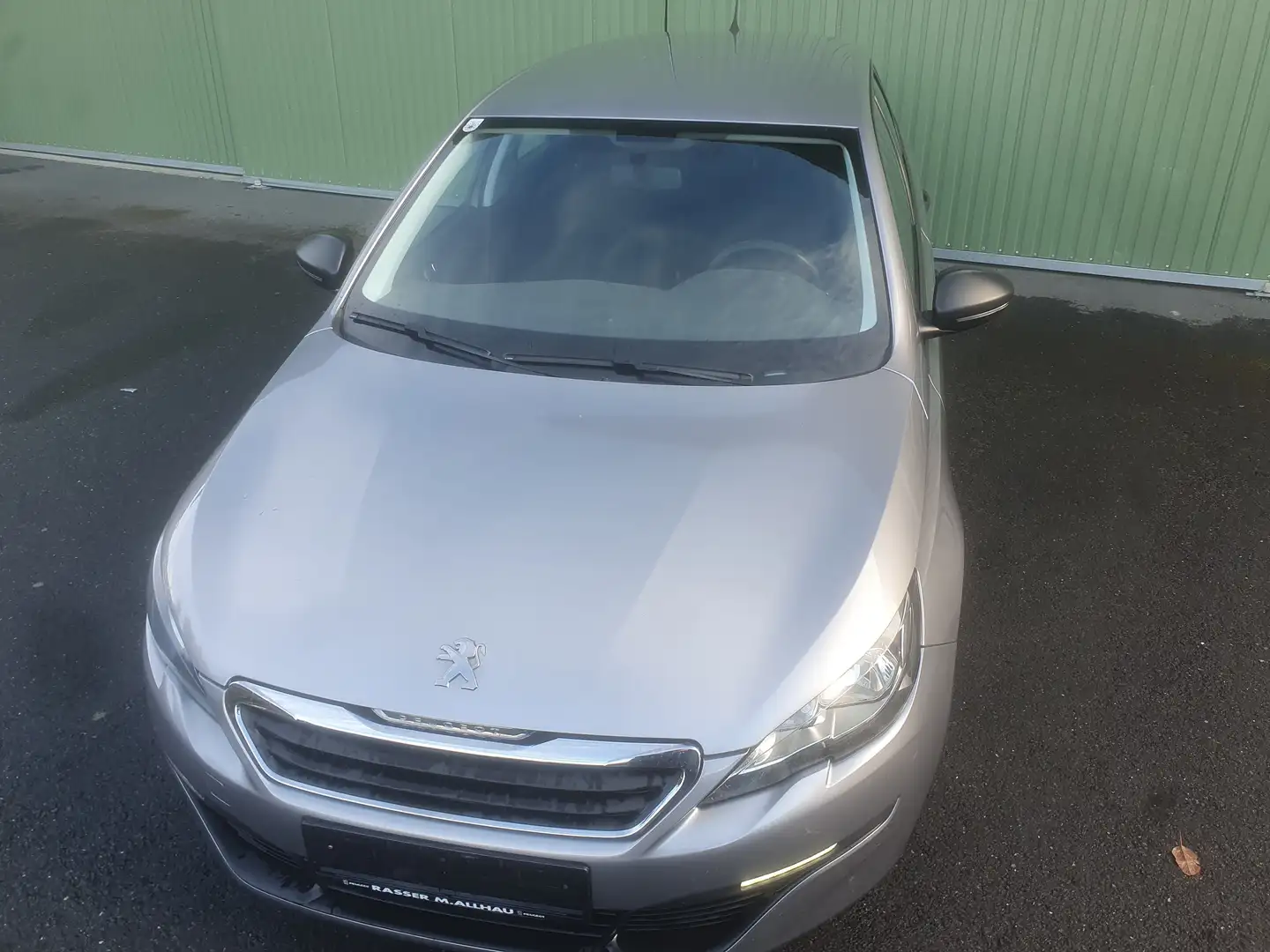 Peugeot 308 308 SW HDi 92 Silber - 2
