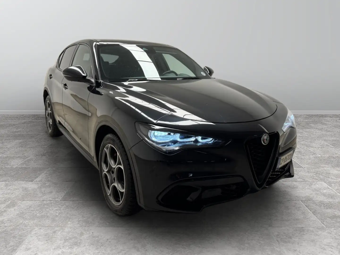 Alfa Romeo Stelvio 2.2 Turbo Sprint Nero - 1
