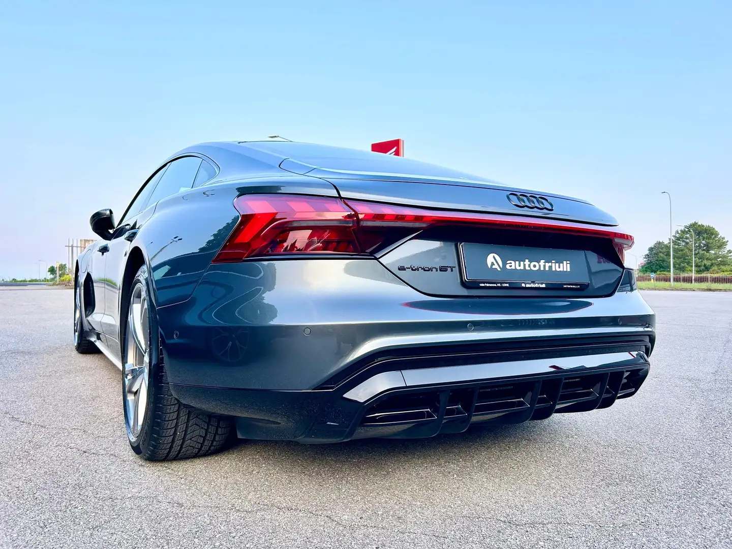 Audi e-tron GT QUATTRO -19.000KM, OLTRE €20.000 DI OPT.- Сірий - 2