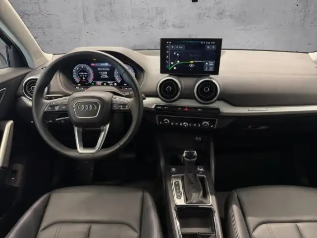 Audi Q2 view 12