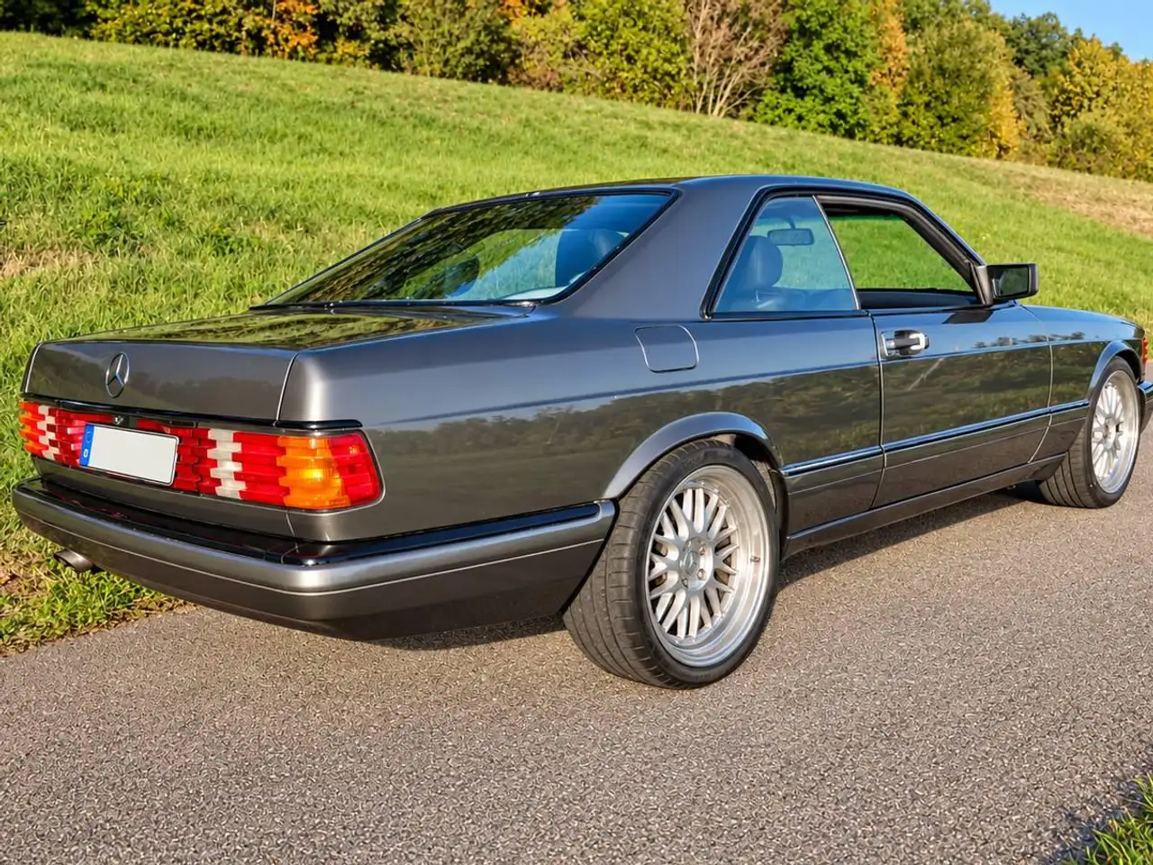 Mercedes-Benz 560 SEC, foto 6