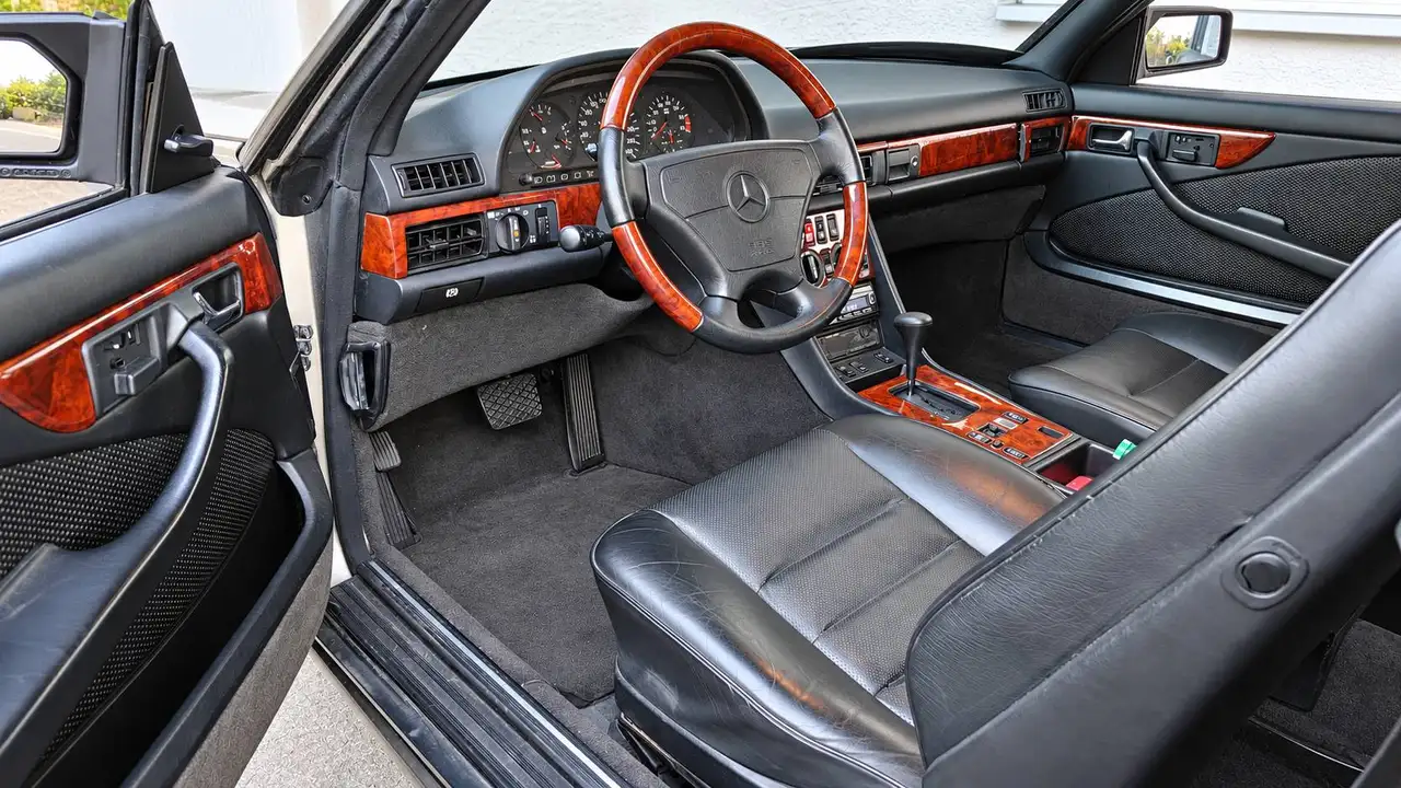 Mercedes-Benz 560 SEC, foto 9