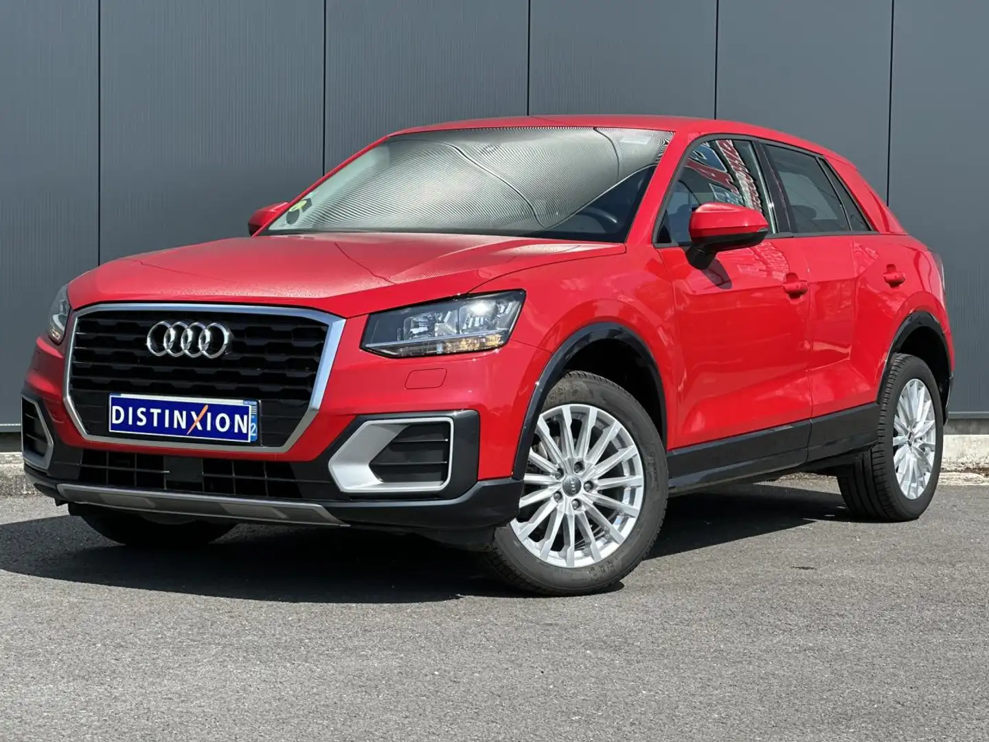 Audi Q2 30 TDI 116 S-Tronic Design avec Hayon électrique Rouge - 2